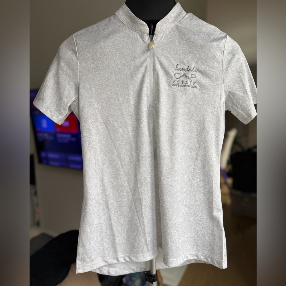 2 Golf Shirts, Women’s Greg Norman white AND Under Armour blue Polo’s